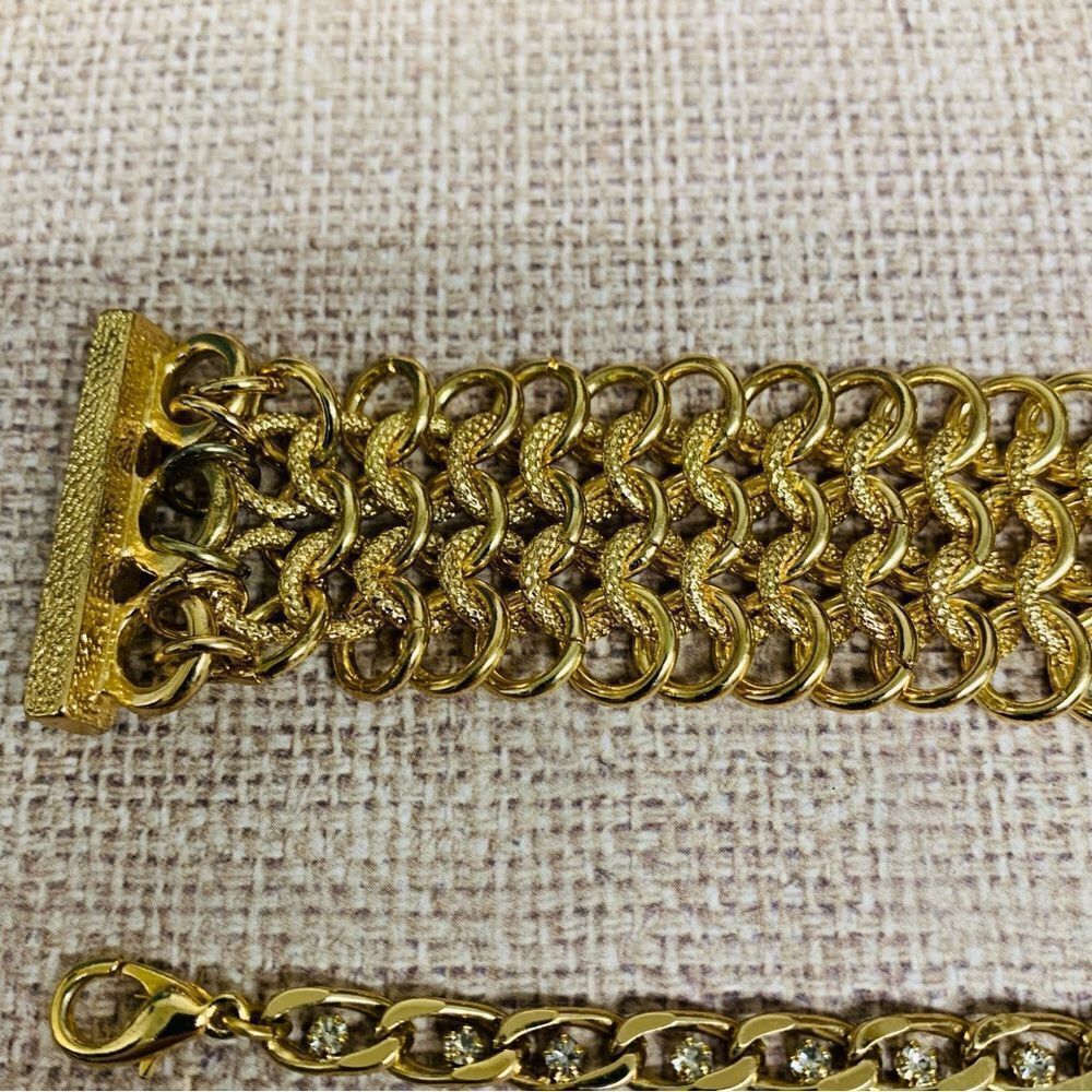 Gold Chain Bracelets Set of 2 - Picture 3 of 3